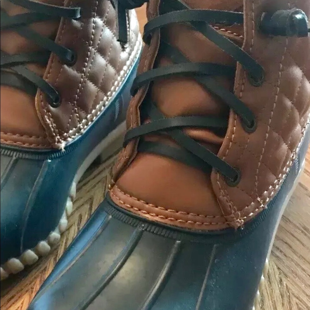 Nautica Duck Boots-Navy & Brown- sz 7-zippers